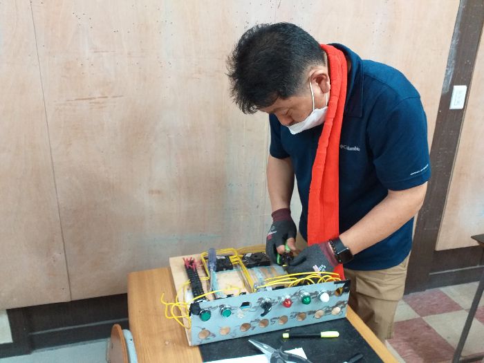 실기작업중입니다.